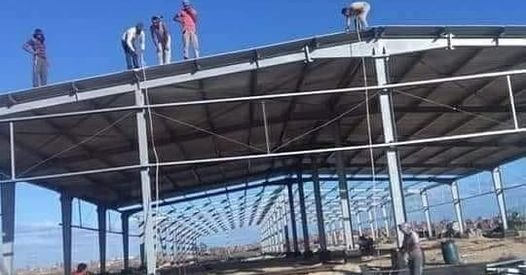 حداد  خميس مشيط   متخصص في تنفيذ دربزينات ابواب وشبابيك حديد درابزين ستلنلس ستيل مع كور كرستال، و ابواب صاج مع تيوبات، باب صاج حديد واكسسوارات، درابزين اكريلك ذهبي، ابواب قص ليزر مع ستانلس ستيل 2021 والكثير تقوم ورشة حدادة  خميس مشيط  بتنفيذها، هذا ويملك حداد بخميس مشيط ان يقوم بأعمال...

 مشيط