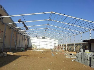 حداد  خميس مشيط   متخصص في تنفيذ دربزينات ابواب وشبابيك حديد درابزين ستلنلس ستيل مع كور كرستال، و ابواب صاج مع تيوبات، باب صاج حديد واكسسوارات، درابزين اكريلك ذهبي، ابواب قص ليزر مع ستانلس ستيل 2021 والكثير تقوم ورشة حدادة  خميس مشيط  بتنفيذها، هذا ويملك حداد بخميس مشيط ان يقوم بأعمال...

 مشيط